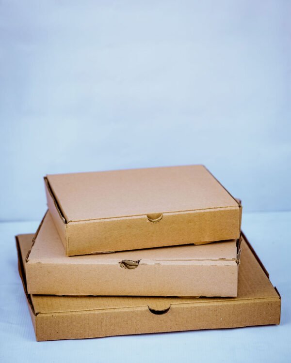 3 Aquada Box Kraft Pizza Boxes of different sizes stacked